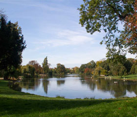 lac-bois-de-vincennes-jardins-paysagers-de-1850-a-1910-histoire-des-jardins-Professionnels-A-Domicile