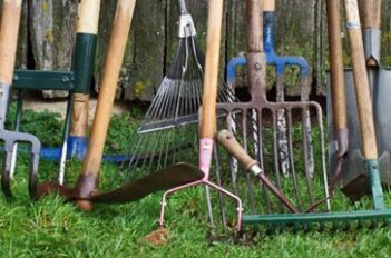outils de jardinage : bien choisir - Jardiniers Professionnels